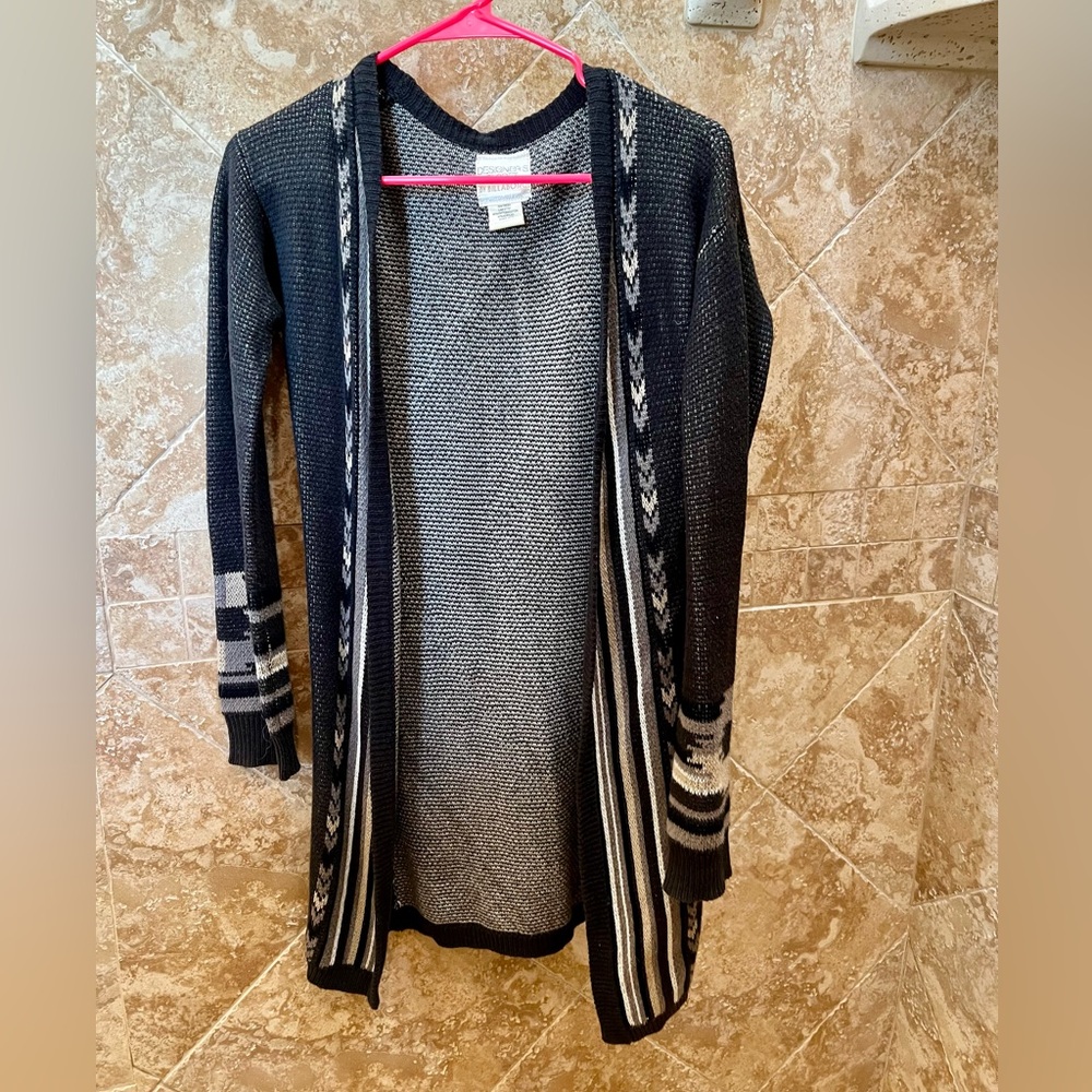 Billabong small sweater jacket grays.